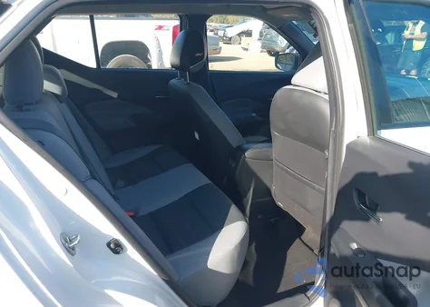 2021 Nissan Kicks Sr Xtronic Cvt z USA, uszkodzony, nr VIN 3N1CP5DV1ML474319